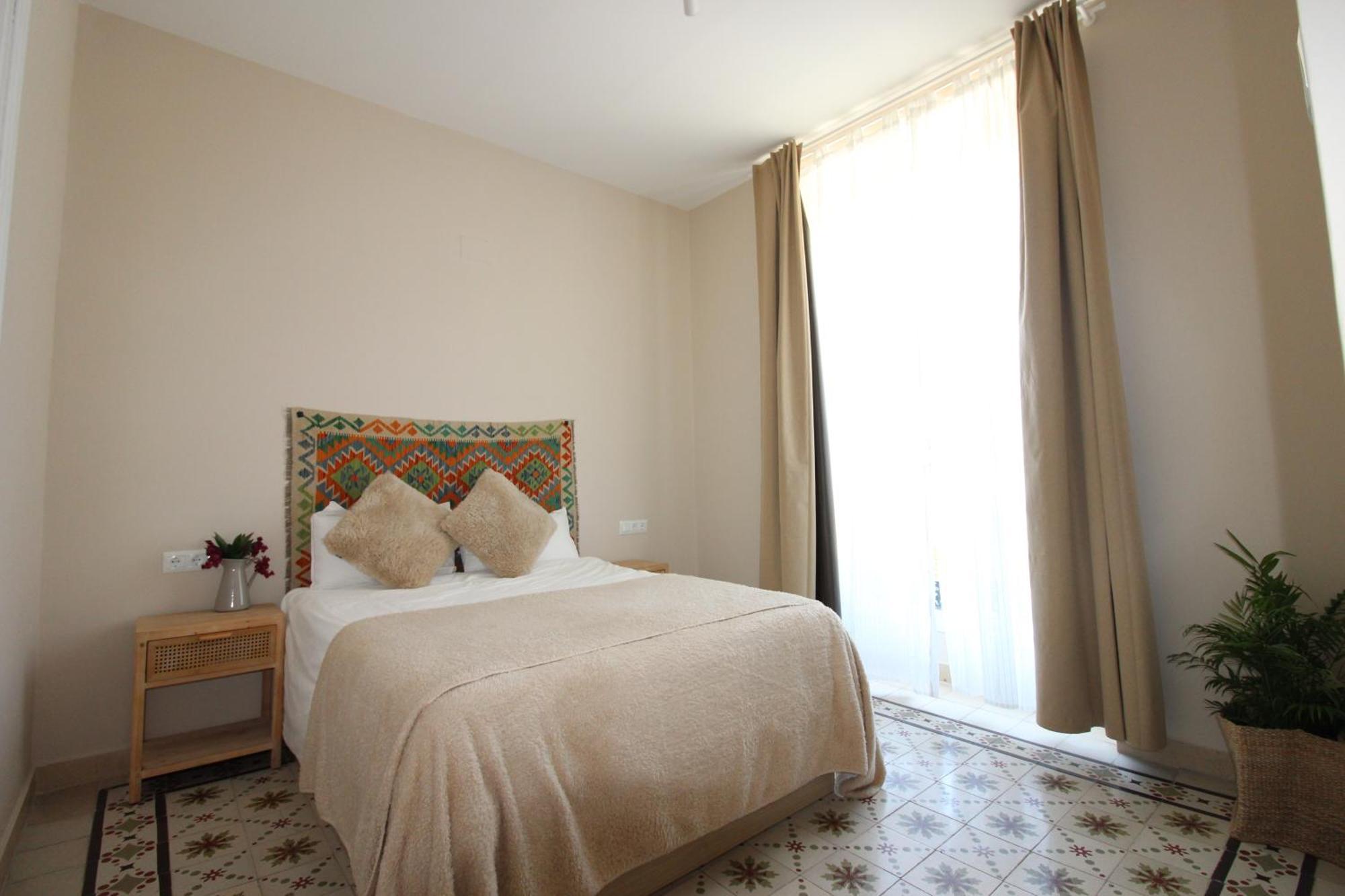 Hostal Las Acacias مالقة المظهر الخارجي الصورة
