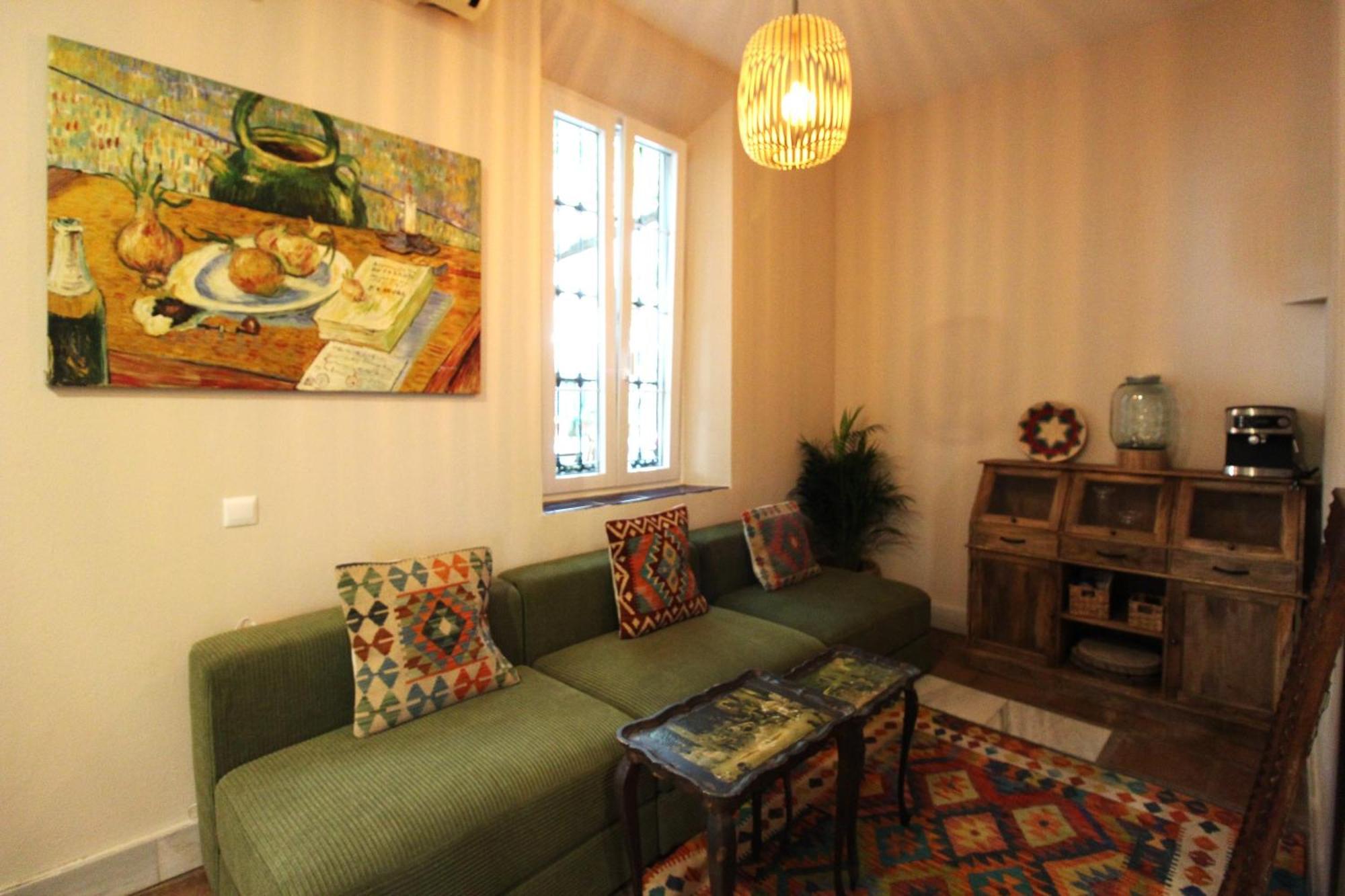 Hostal Las Acacias مالقة المظهر الخارجي الصورة