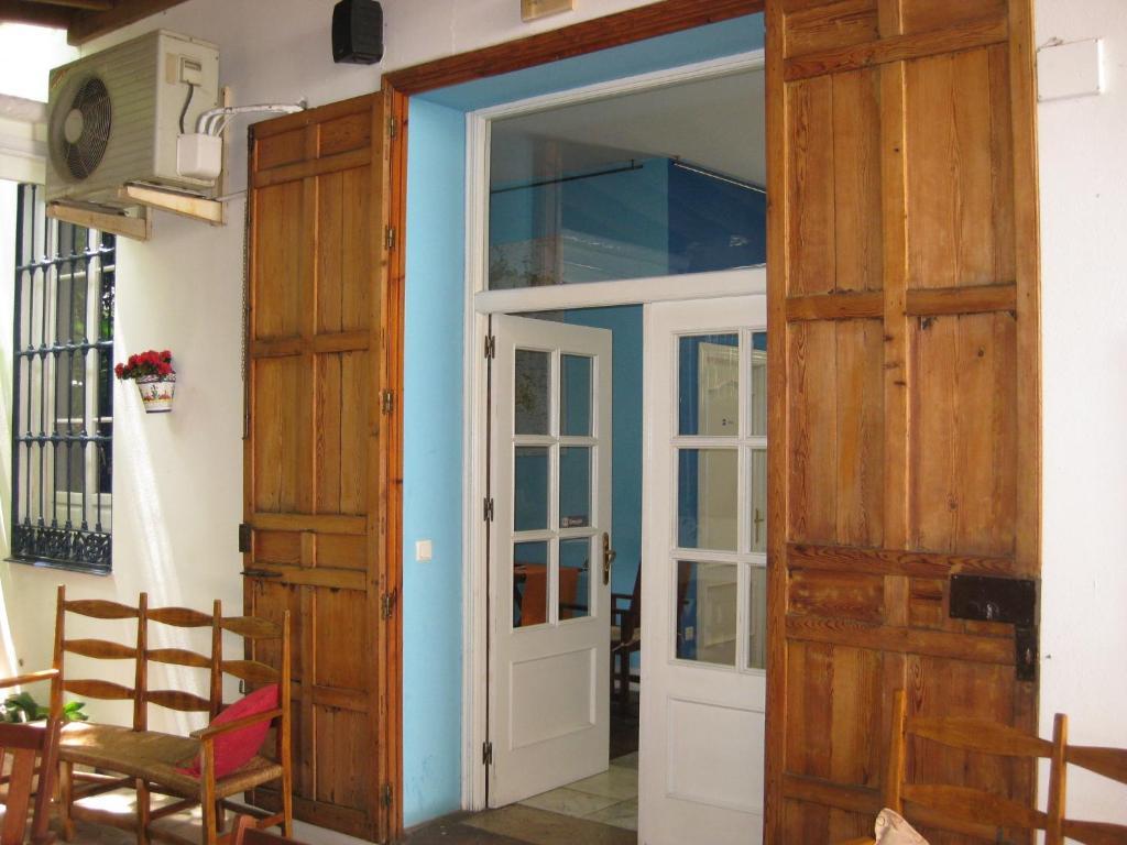 Hostal Las Acacias مالقة المظهر الخارجي الصورة