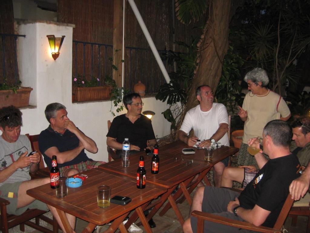 Hostal Las Acacias مالقة المظهر الخارجي الصورة