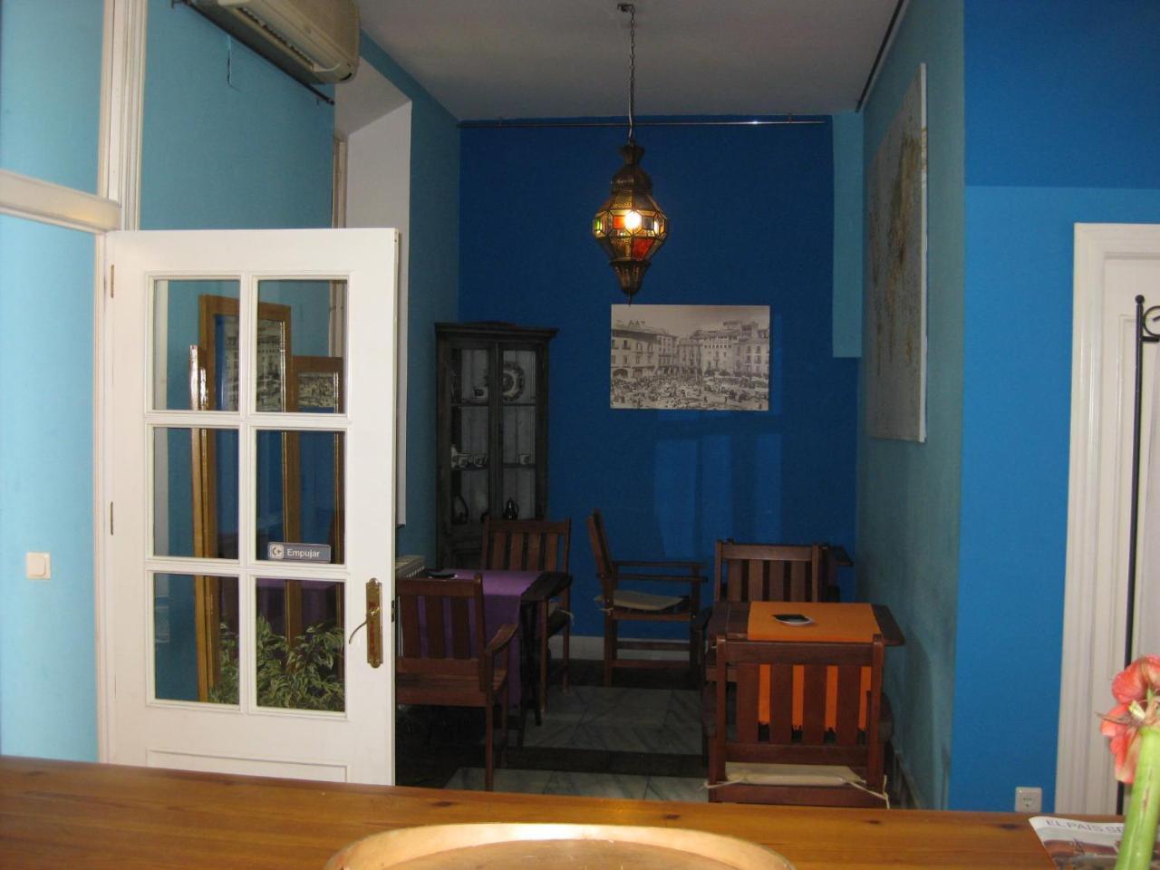 Hostal Las Acacias مالقة المظهر الخارجي الصورة
